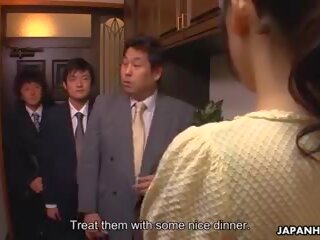 Allettante asiatico moglie ottenere sbattuto una volta il maritino fogliame. | youporn